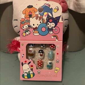 Hello kitty  Nail Set with Colorful Designs